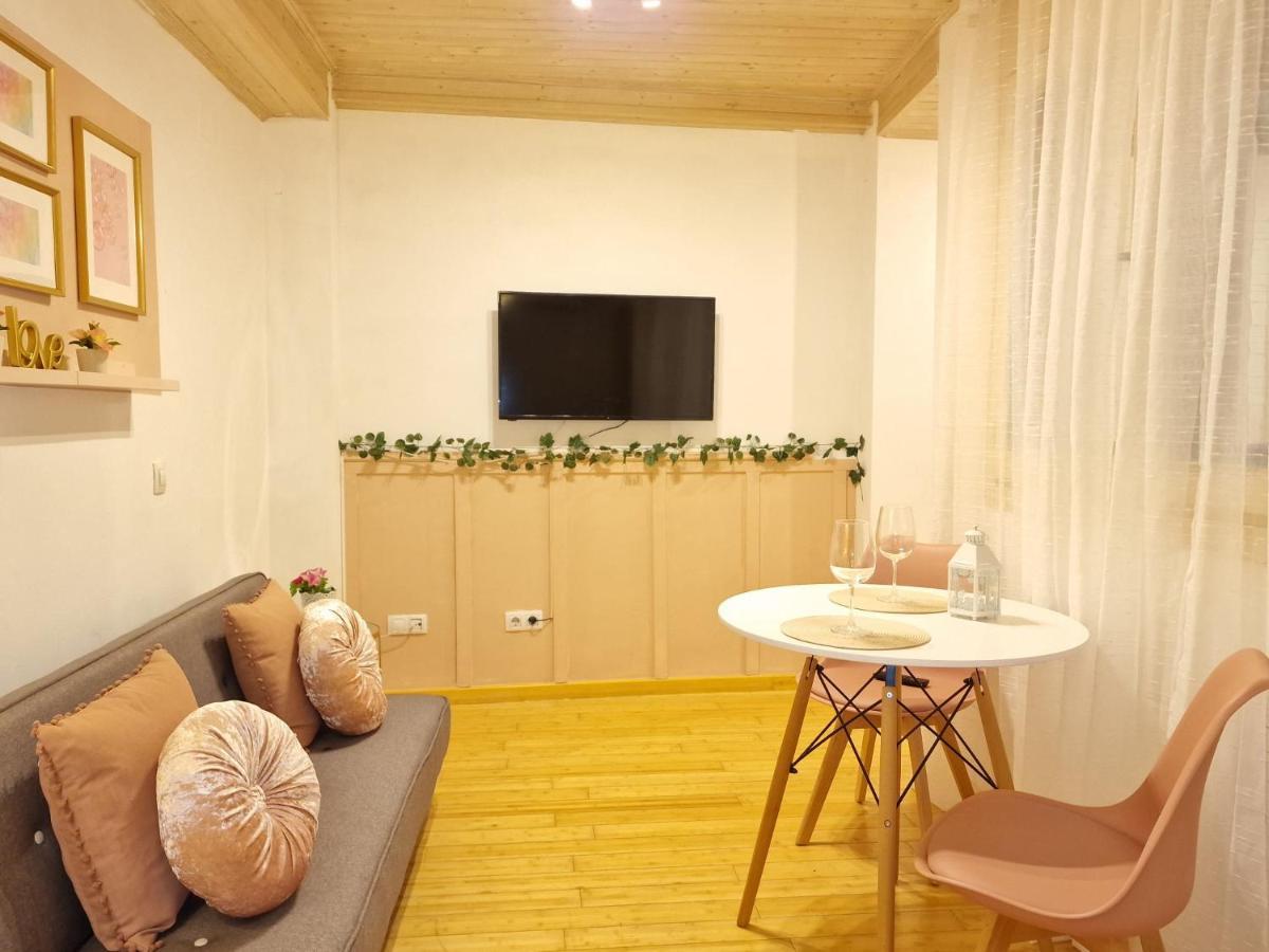 Cervantes Apartment Malaga Exterior photo